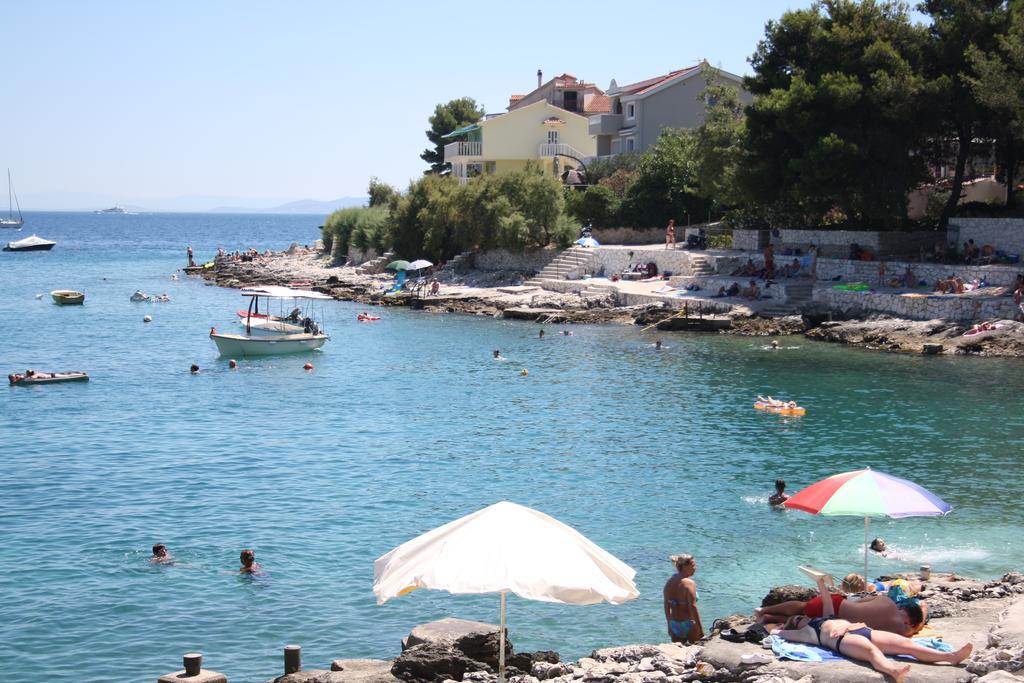 Apartments Suker Trogir Exterior photo