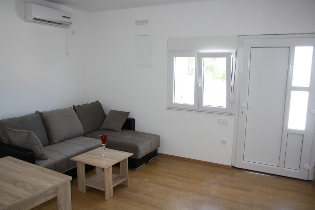 Apartments Suker Trogir Exterior photo
