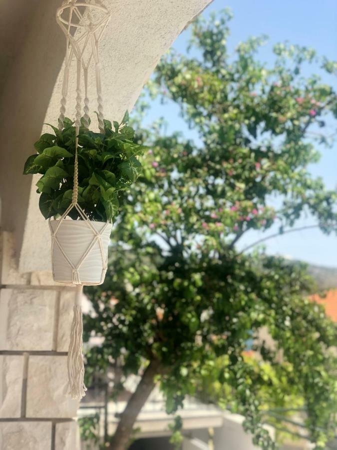 Apartments Suker Trogir Exterior photo